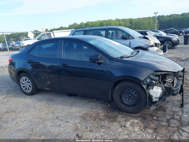 2018 TOYOTA COROLLA LE 14