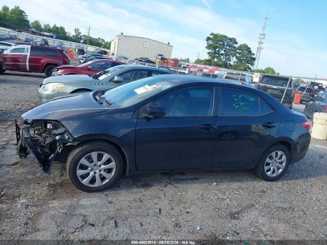 2018 TOYOTA COROLLA LE 15