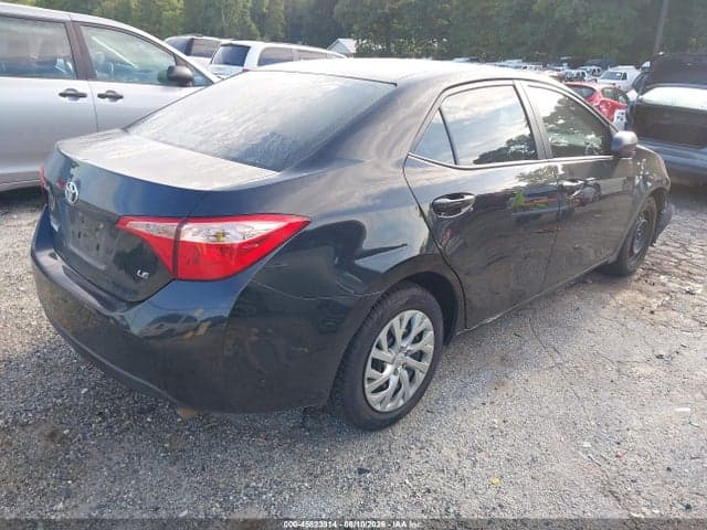2018 TOYOTA COROLLA LE 4