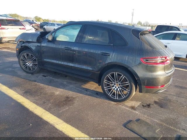 2018 PORSCHE MACAN 3
