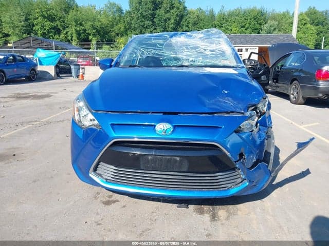2017 TOYOTA YARIS IA 12