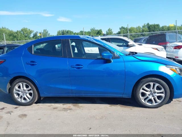 2017 TOYOTA YARIS IA 13