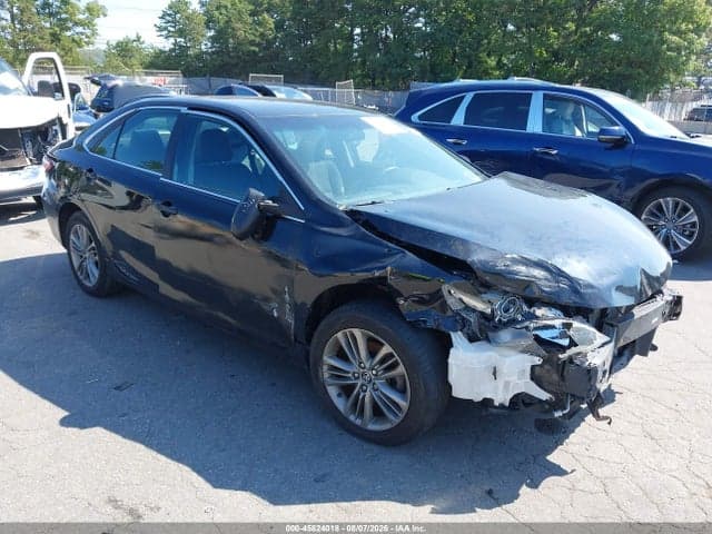 2017 TOYOTA CAMRY SE - 1