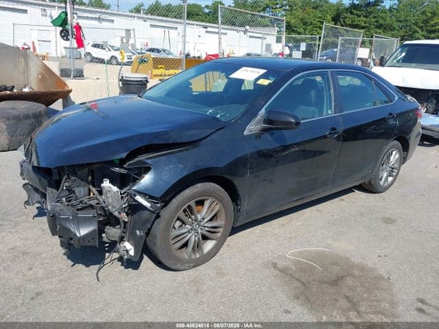 2017 TOYOTA CAMRY SE 2