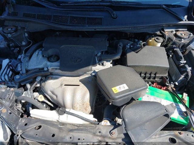 2017 TOYOTA CAMRY SE 10