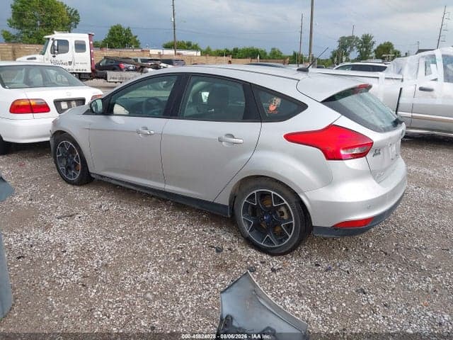 2017 FORD FOCUS SEL 3
