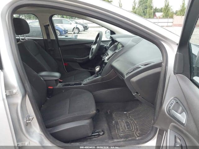 2017 FORD FOCUS SEL 5