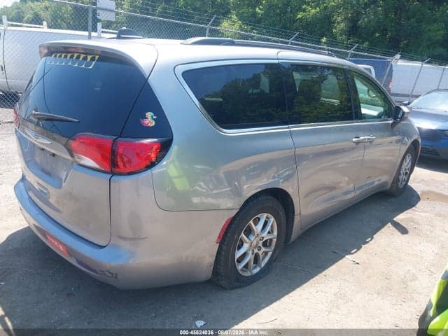 2021 CHRYSLER VOYAGER LXI 4