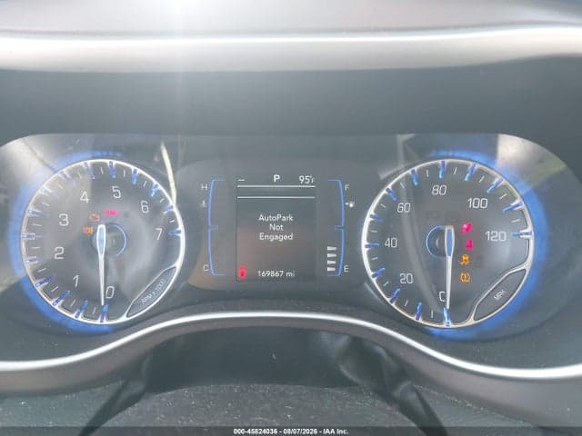 2021 CHRYSLER VOYAGER LXI 7