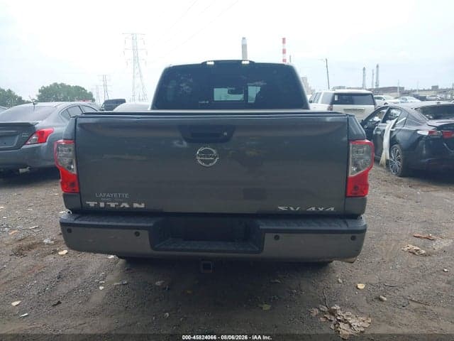 2018 NISSAN TITAN SV 16