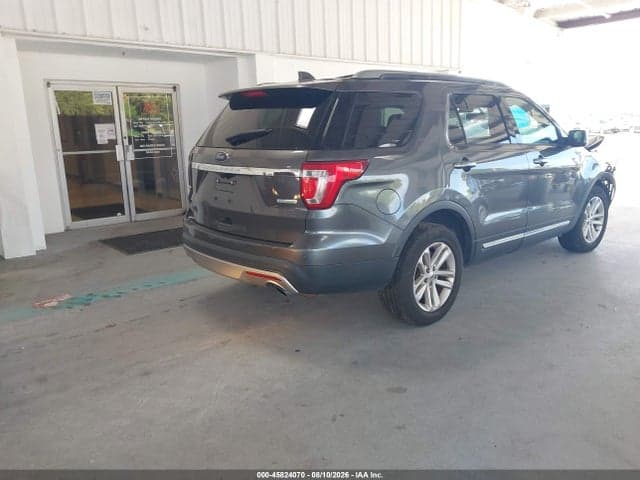 2017 FORD EXPLORER XLT 4