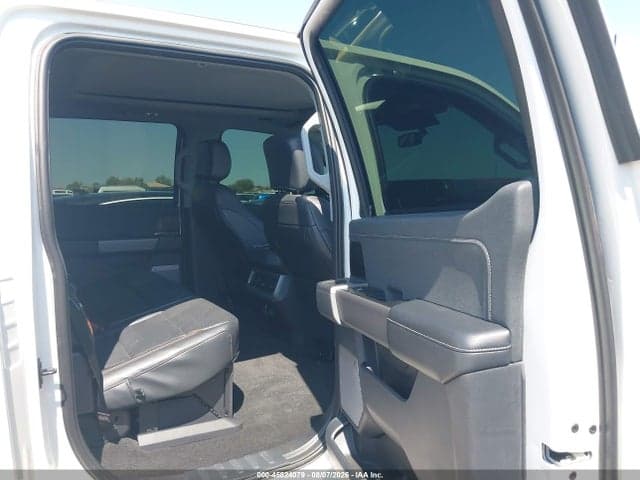 2025 FORD F-250 LARIAT 6