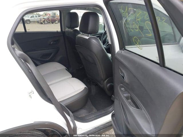 2020 CHEVROLET TRAX AWD LT 8