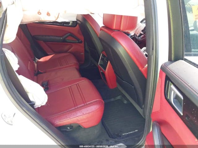 2022 PORSCHE CAYENNE COUPE S/S PLATINUM EDITION 8