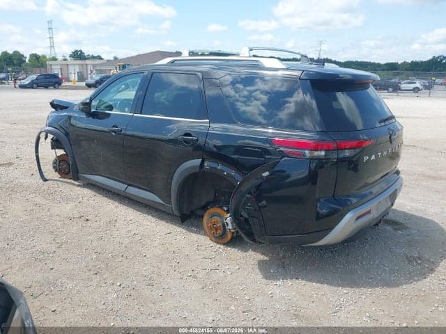 2023 NISSAN PATHFINDER SL 4WD 3