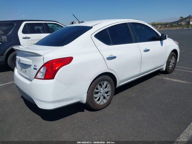 2017 NISSAN VERSA 1.6 SV 4