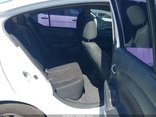 2017 NISSAN VERSA 1.6 SV 8