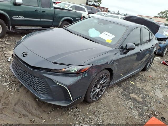 2025 TOYOTA CAMRY SE 2