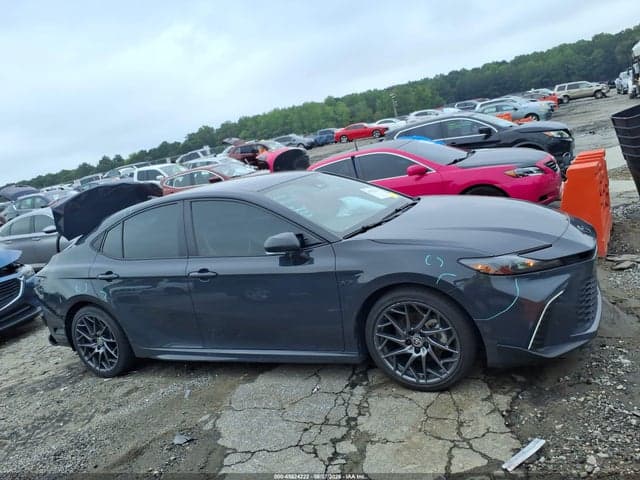 2025 TOYOTA CAMRY SE 14