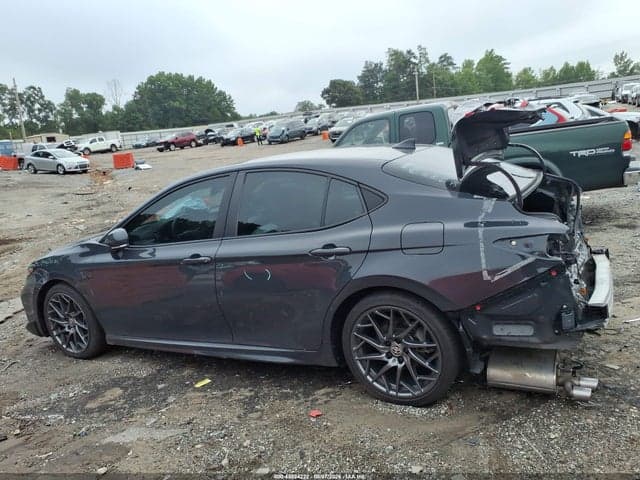 2025 TOYOTA CAMRY SE 15