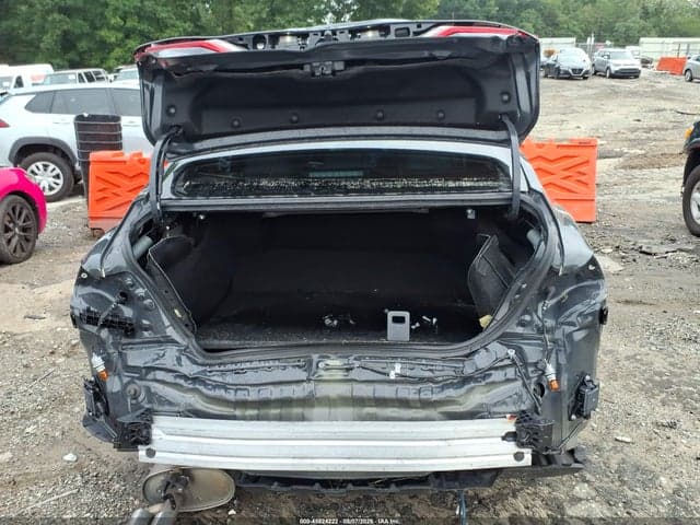 2025 TOYOTA CAMRY SE 6