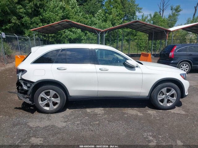 2018 MERCEDES-BENZ GLC 300 4MATIC 13