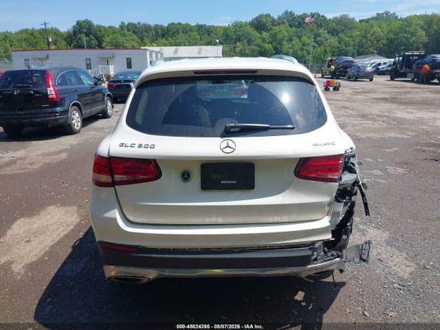 2018 MERCEDES-BENZ GLC 300 4MATIC 16