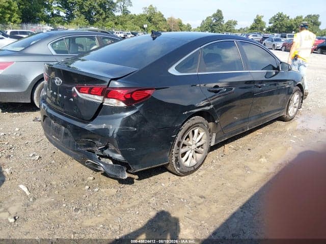 2019 HYUNDAI SONATA SE 4