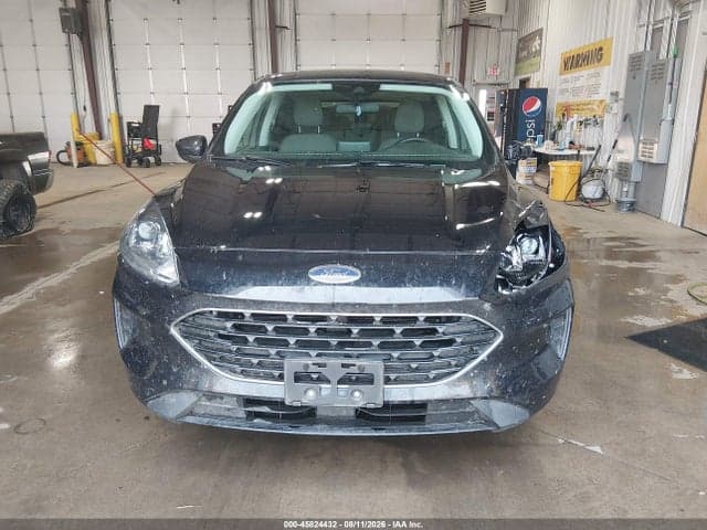 2021 FORD ESCAPE SE 12