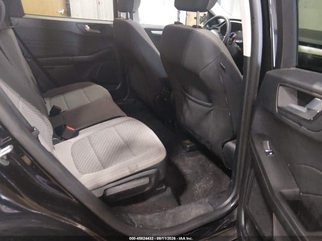 2021 FORD ESCAPE SE 8