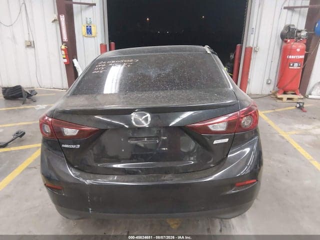 2018 MAZDA MAZDA3 TOURING 16