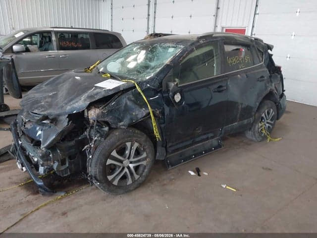 2018 TOYOTA RAV4 LE 2