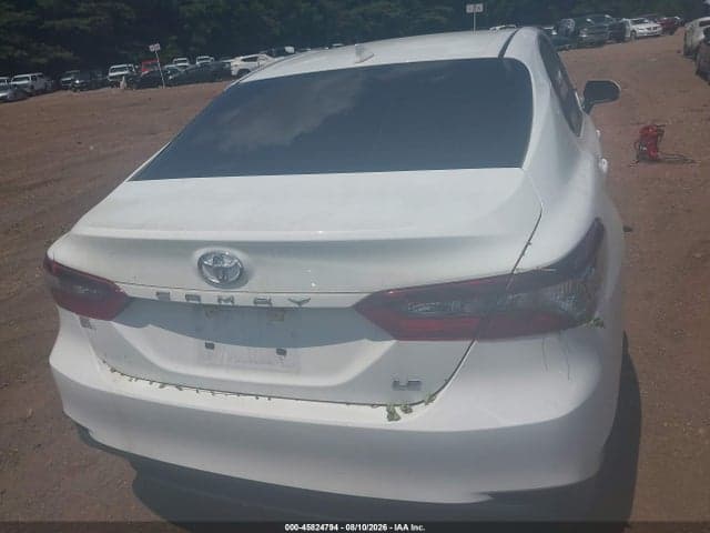 2022 TOYOTA CAMRY LE 16