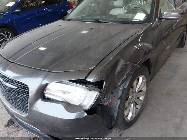 2018 CHRYSLER 300 LIMITED AWD 6