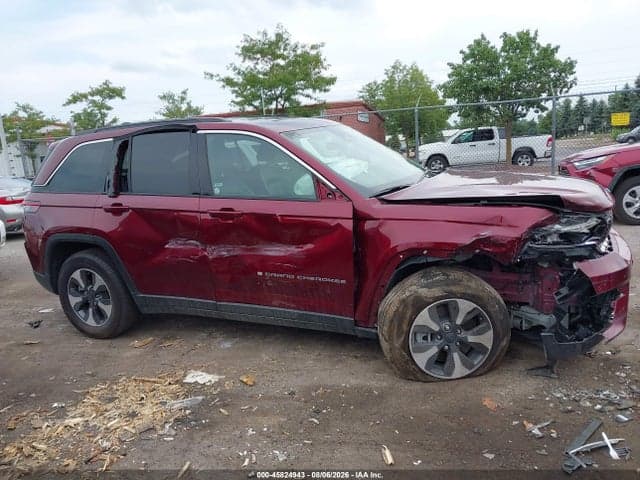 2025 JEEP GRAND CHEROKEE 4XE 12