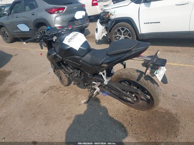 2025 HONDA CB500 F 13