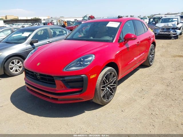 2025 PORSCHE MACAN T 6
