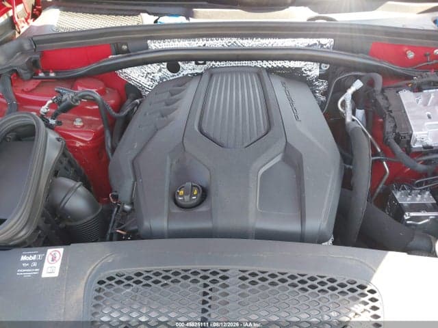 2025 PORSCHE MACAN T 10