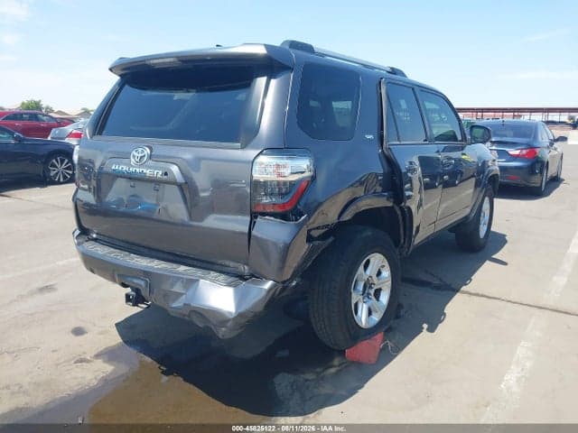 2020 TOYOTA 4RUNNER SR5 6