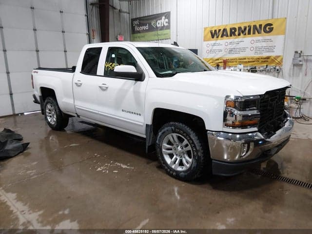2017 CHEVROLET SILVERADO 1500 LT - 1