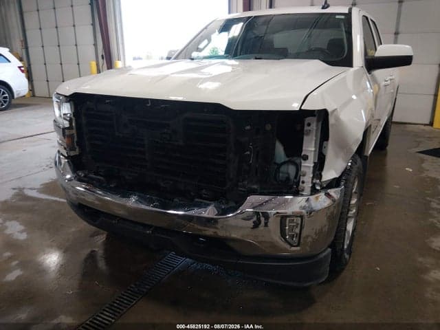 2017 CHEVROLET SILVERADO 1500 LT 6