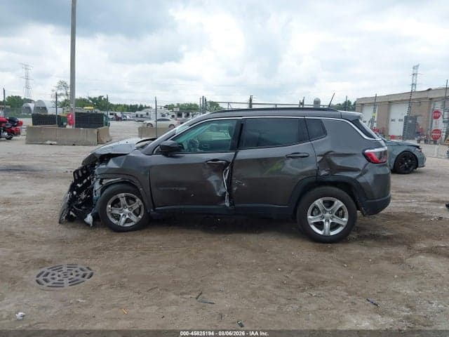 2023 JEEP COMPASS LATITUDE 4X4 14