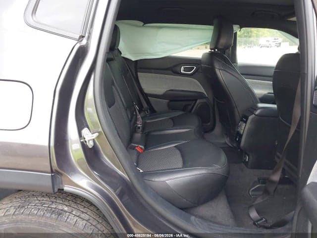 2023 JEEP COMPASS LATITUDE 4X4 8