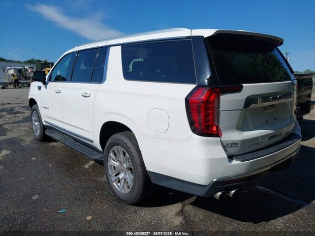 2021 GMC YUKON XL 4WD DENALI 3