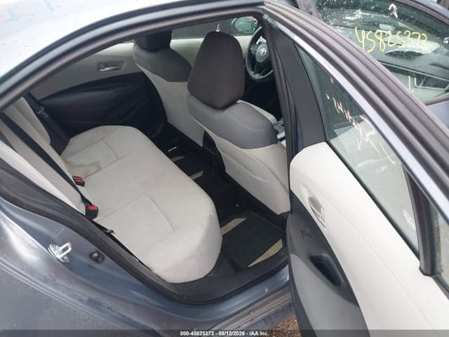 2021 TOYOTA COROLLA LE 8