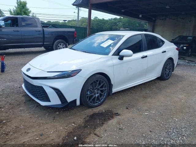 2025 TOYOTA CAMRY SE 2