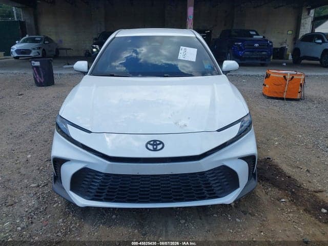 2025 TOYOTA CAMRY SE 12