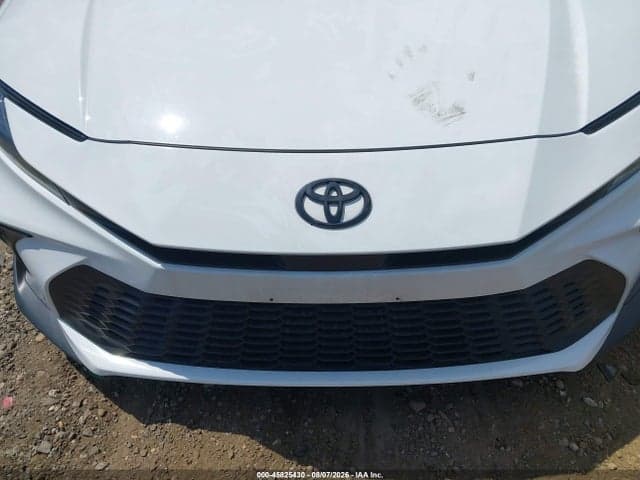 2025 TOYOTA CAMRY SE 6