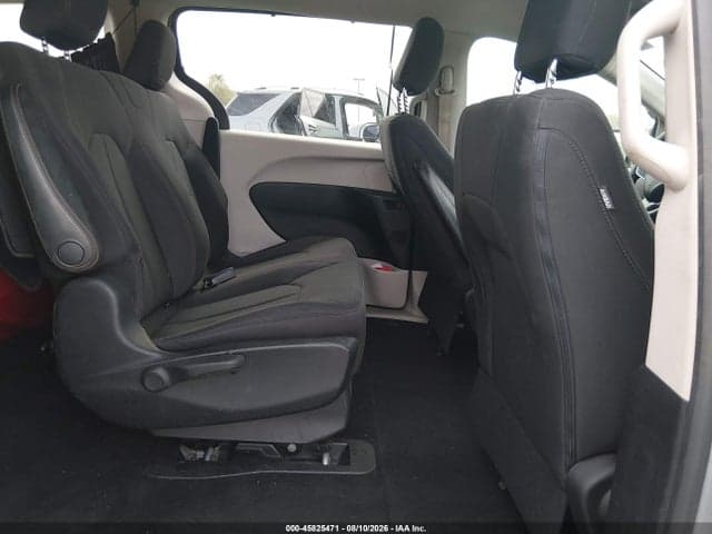 2018 CHRYSLER PACIFICA L 8
