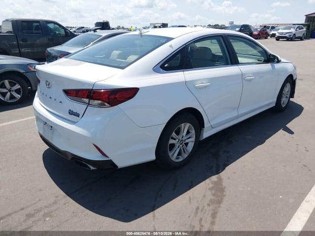 2018 HYUNDAI SONATA SE 4